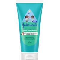 Imagem da promoção Creme Para Pentear Cabelos Crespos Blackinho Poderoso Johnson's Baby 200ml