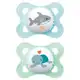 Kit com 2 Chupetas Sayings Flow Mam 0-6m Tam1 Menino em oferta